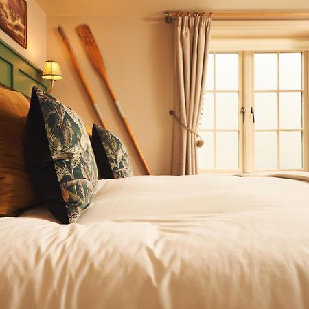 Hotel The Rising Sun St Mawes Exterior foto